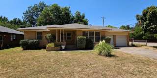 (3) Bed/(1/5) Bath in South-Central Norman Avail NOW! Gallery 1