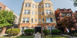 Albany Park - 2 Bed / 1 Bath - Heat Included Gallery 1