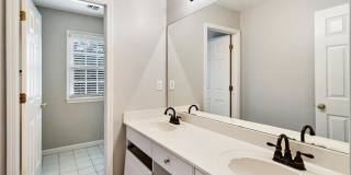 2065 N Bethany Creek Drive Gallery 45