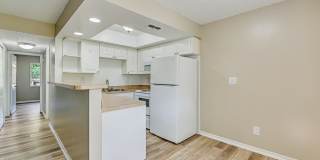 Green Oaks Apartments Gallery 12