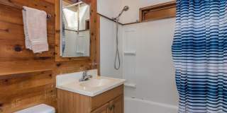 Serenity by the bay (some utilities included) Gallery 25