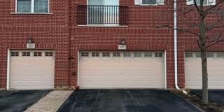 Beautiful 3 BR / 2.5 BA Townhouse for Rent Gallery 1
