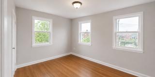 Charming 3 Bedroom Home with Finished Basement & Fenced Backyard Charming 3 Bedroom Home with Finished Basement & Fenced Backyard Gallery 18
