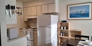 Midtown Furnished 1 Bedroom Gallery 4