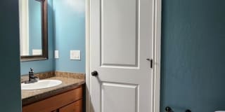 Elegant Stephens Pointe Condominiums Gallery 8