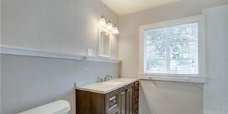 Exceptional Eastside Bungalow Gallery 13