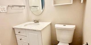 Stylishly Updated 2BR Townhome Near City Park Denver Gallery 7