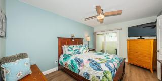 2735 SHERBROOKE Lane Gallery 24