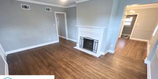 252 East Edwin Circle Gallery 9
