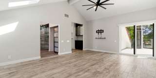 Luxury waterfront living in Calabasas Luxury waterfront living in Calabasas Gallery 20