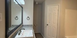 6511 91st Place Gallery 12