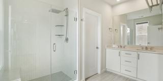 Welcome to Union Park at McLean! Gallery 19