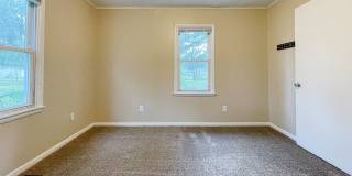 Coming Soon! Cozy 2 Bed / 1 Bath Home — Pet Friendly! Gallery 15