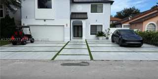 19603 NW 82nd Pl Gallery 1