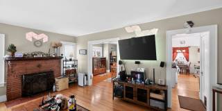 Charming 3BR House in Syracuse Gallery 10