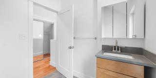 Renovated 3 bed 2.5 bath in Cambridge Gallery 13