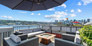 1611 on Lake Union Gallery 27