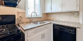 Great starter  home for rent Gallery 7