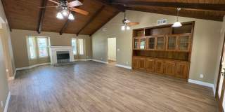 Updated SE Visalia Corner Lot Home Rent Ready! Gallery 23