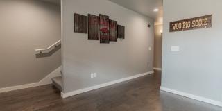Fully Furnished Condo!!  3 bedroom 2.5 bath minutes from the U of A!!!! Gallery 11