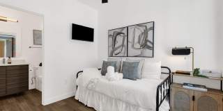 4220 N 32nd Street Gallery 9