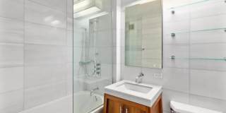 88 Greenwich Street Gallery 4