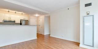 534 Beacon Street Gallery 10