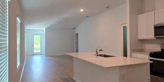 Beautiful 4 Bedroom in desirable Grand Reserve Community Gallery 4