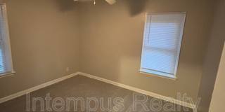 692 S Wheatland Ave Gallery 27