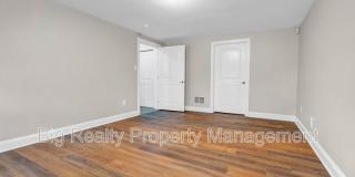 364 Prospect St Gallery 12