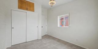 223 W Knox Drive Gallery 23