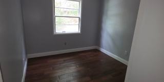 "NEW RENTAL PRICE " - BEAUTIFUL 4 BEDROOM 1 BATHROOM HOME Gallery 9