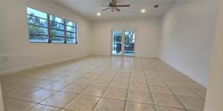 6500 Sw 82nd Ave Gallery 3