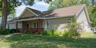 Spacious 5-Bed 3-Bath Home in South St. Paul - Available Now! Gallery 1