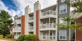 The Crest on Hampton Hollow Gallery 33