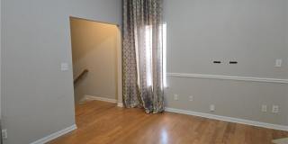 2581 Laurel Circle Gallery 3