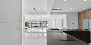 1101 S Shore Dr Gallery 25