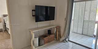 215 SE 3rd Ave Gallery 12