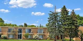 2859 E Maple Road Gallery 1