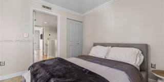 300 Euclid Ave Gallery 15