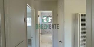 325 W H St Gallery 21