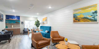 Clarington Apartments Gallery 7