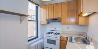 1218 N Dearborn Gallery 2