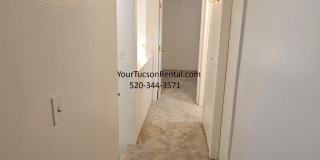 2 story Condo with 2 bedrooms a loft and 2 1/2 baths Gallery 34