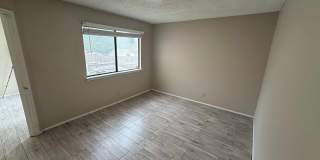 1204 Greenbriar Loop Gallery 1