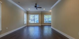 Quiet Apartment 2 Miles from Campus! Gallery 15