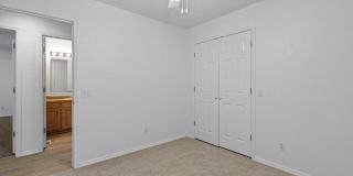 1177 E Amber Drive Gallery 15