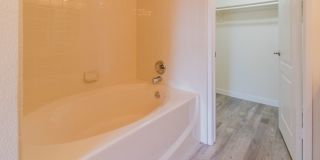 Beautiful 2 Bed, 2.5 Bath Two-Story Townhome in Belsera Gallery 20