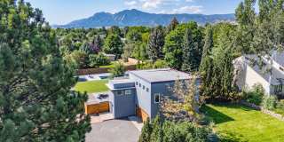 5 bed 3.5 Bath Home in North Boulder W/Large Backyard, Swimming Pool Jacuzzi! 5 bed 3.5 Bath Home in North Boulder W/Large Backyard, Swimming Pool Jacuzzi! Gallery 1