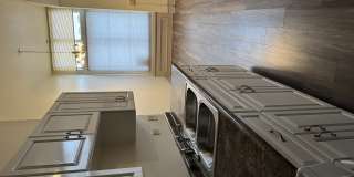 204 E Washington Street unit: 204 Gallery 6